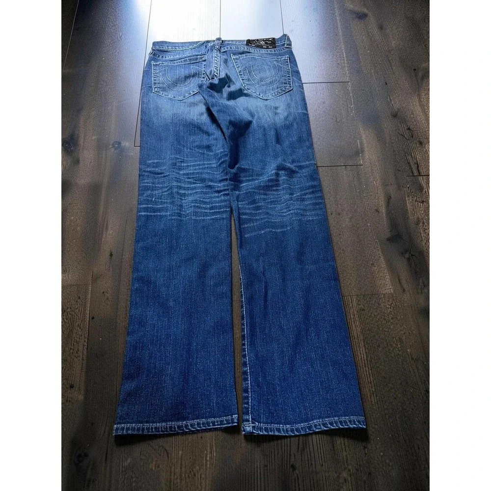 True Religion Geno Jeans Mens 32 Blue Relaxed Slim Horseshoe Stitch Denim Y2K